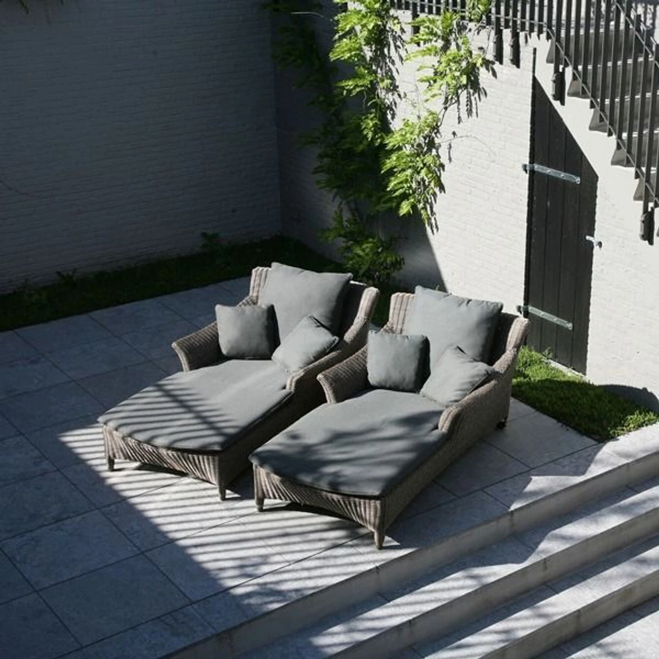 4 Seasons - Valentine Rattan Sun Lounger One Seater With 4 Cushions, Pure 5 4 Seasons - Valentine Rattan Sun Lounger One Seater With 4 Cushions, Pure - Image 3