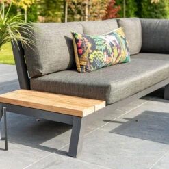 4 Seasons Outdoor - Empire Large Modular Corner Set -Living Furnitures Shop empire close up 95591.1628244259