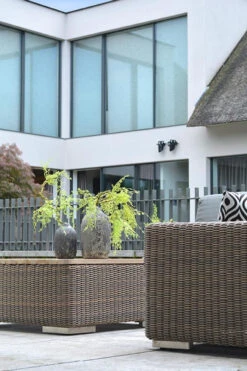 4 Seasons Outdoor - Kingston 5 Piece Sofa Set -Living Furnitures Shop kingston teak detail 600x900 1 29857.1628330628